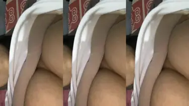 Dokumentasi Dinda Cantik Live Bersantai Kasur
