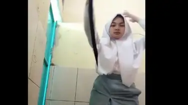 Viral Cewek 18+ Jilbab Dewasa Muda Bugil Colmek Mastrubasi Full